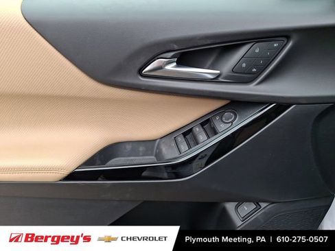 New 2026 Chevrolet Equinox ACTIV w/ Convenience Package III FWD image 8