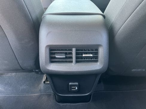 Used 2022 Chevrolet Equinox LT FWD image 19