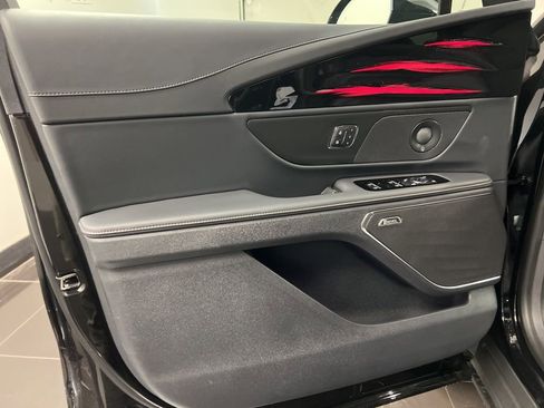 New 2026 Lincoln Nautilus Reserve w/ Jet Appearance Package AWD/4WD image 28