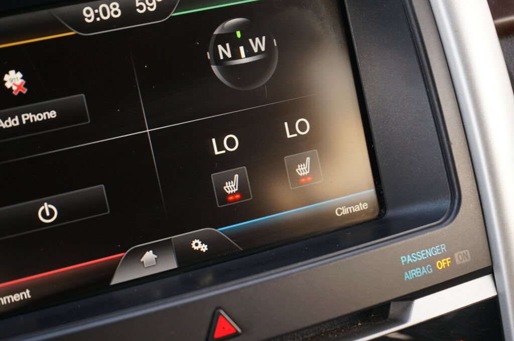 Used 2013 Ford Edge Limited AWD/4WD image 27