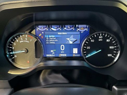 Used 2024 Ford Expedition Max XLT image 27