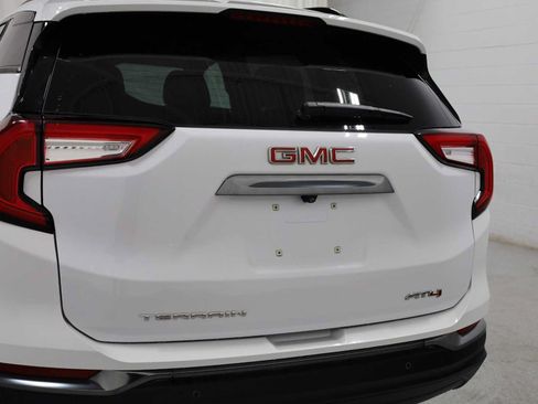 Used 2023 GMC Terrain AT4 w/ Tech Package AWD/4WD image 8