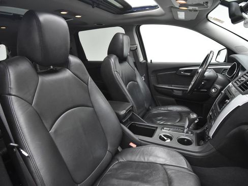 Used 2010 Chevrolet Traverse LT w/ Personal Connectivity Package AWD/4WD image 16