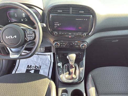 Used 2025 Kia Soul GT-Line w/ GT-Line Technology Package FWD image 20
