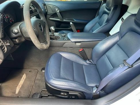 Used 2013 Chevrolet Corvette Grand Sport RWD image 37