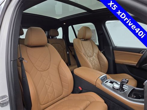 Used 2023 BMW X5 xDrive40i w/ Premium Package image 18