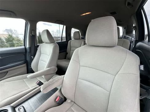 Used 2016 Honda Pilot EX image 15