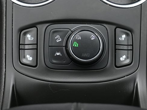 Used 2023 GMC Terrain SLT image 21