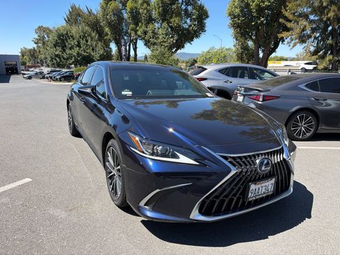 Used 2022 Lexus ES 300h w/ Premium Package FWD image 1
