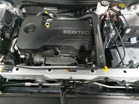 Used 2020 Chevrolet Equinox LT w/ Driver Convenience Package image 62