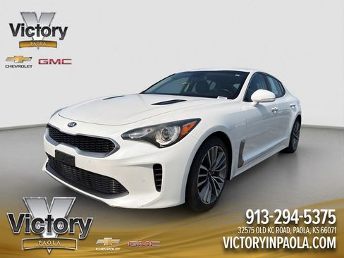 Used 2019 Kia Stinger RWD image 1