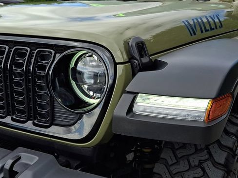 Used 2025 Jeep Wrangler Unlimited Sport S 4xe AWD/4WD image 9