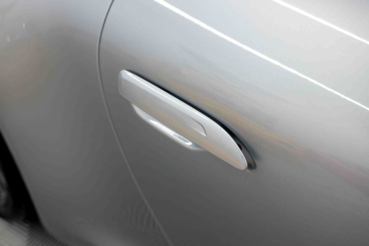 Used 2023 Porsche 911 Carrera T RWD image 23