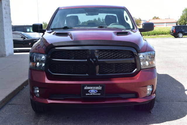 Used 2019 RAM 1500 Express w/ Wheel & Sound Group AWD/4WD image 11