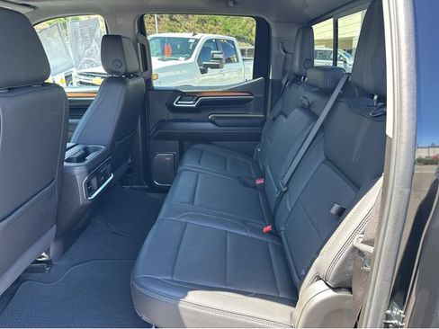 Used 2024 GMC Sierra 1500 Denali AWD/4WD image 16