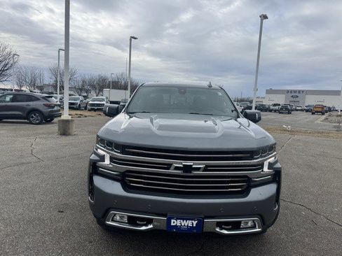 Used 2021 Chevrolet Silverado 1500 High Country w/ Safety Package II image 2