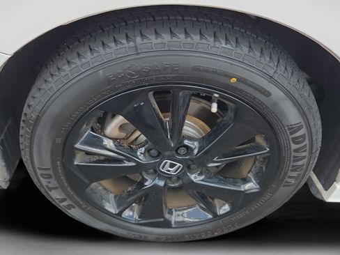 Used 2024 Honda Odyssey Sport image 36