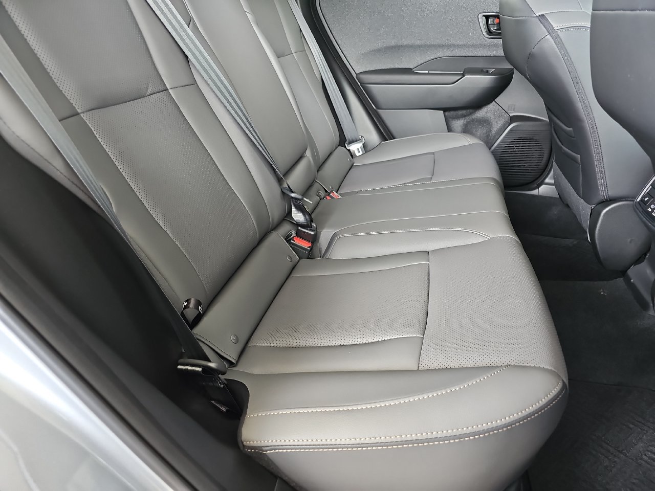 New 2026 Subaru Outback Limited AWD/4WD image 14