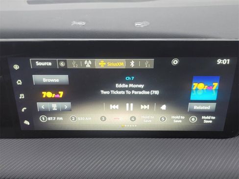 Certified 2025 Nissan Kicks SR image 18