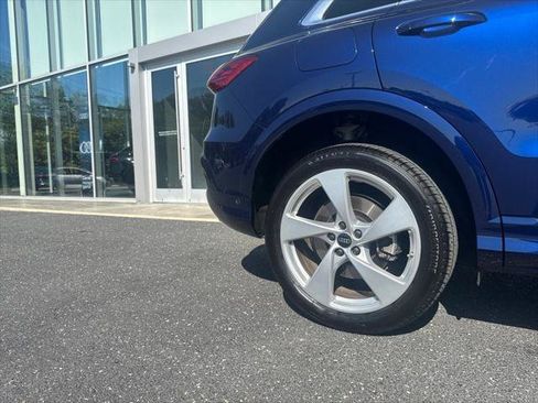 Used 2025 Audi Q5 Premium Plus w/ Premium Plus AWD/4WD image 32