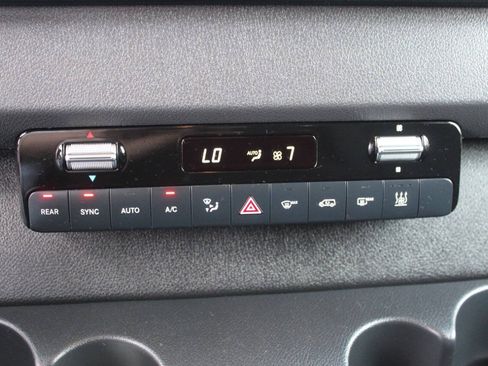 Used 2026 Mercedes-Benz Sprinter 2500 image 33