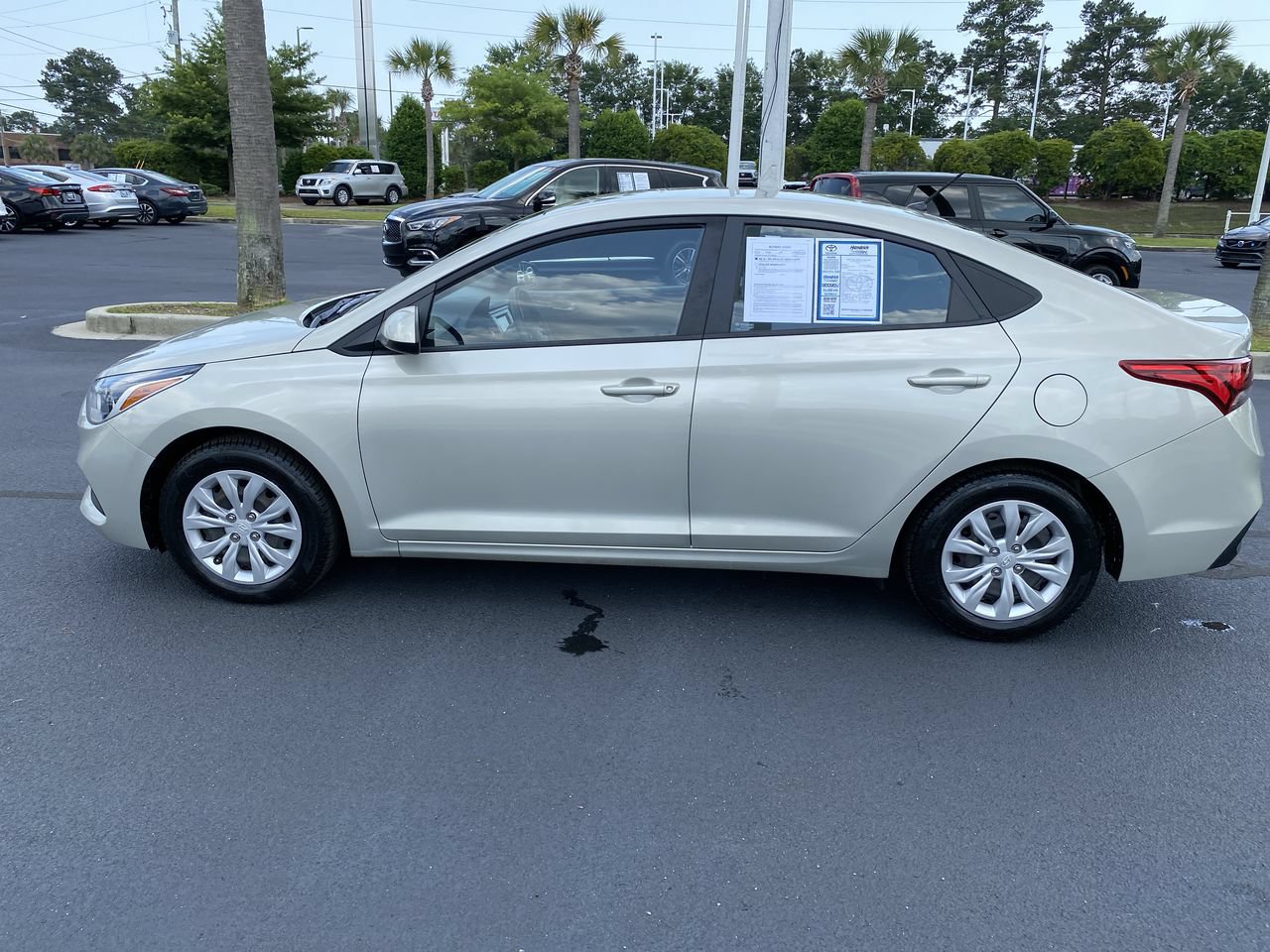 Used 2019 Hyundai Accent SE FWD image 8