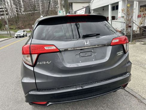 Used 2019 Honda HR-V Sport image 5