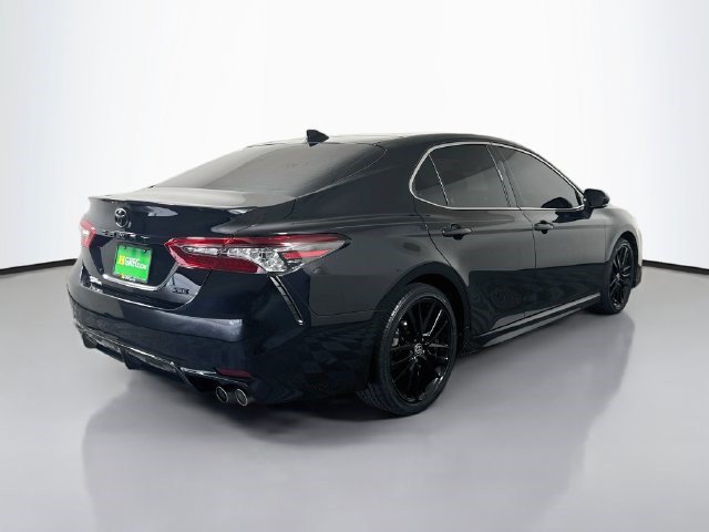 Used 2023 Toyota Camry XSE FWD image 10