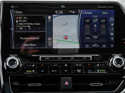 Certified 2020 Toyota Highlander Platinum image 38