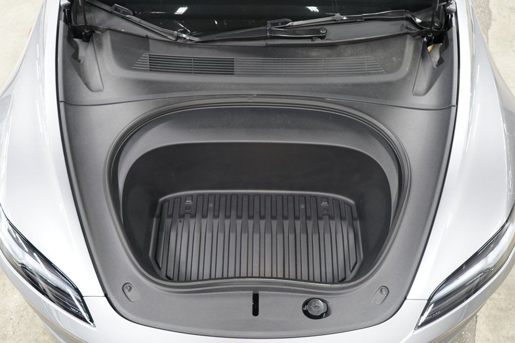 Used 2025 Tesla Model 3 Long Range RWD image 30