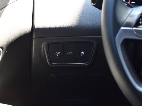 Used 2024 Hyundai Santa Cruz SEL FWD image 31