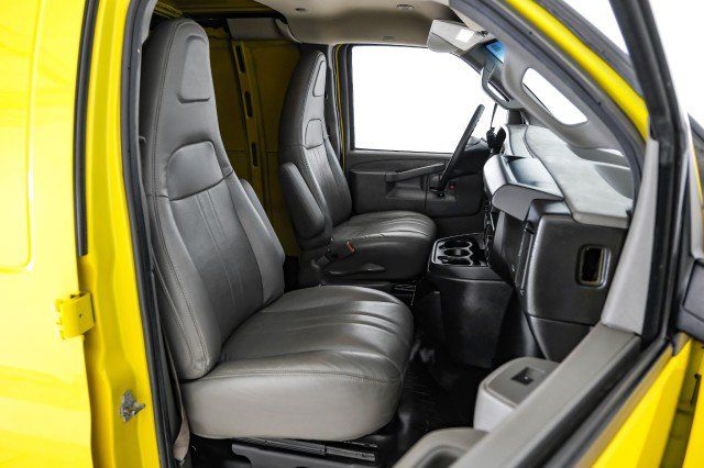 Used 2023 Chevrolet Express 2500 RWD image 30
