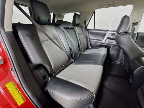 Used 2024 Toyota 4Runner SR5 Premium image 27