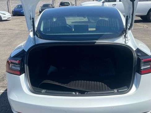 Used 2020 Tesla Model 3 Standard Range Plus RWD image 9