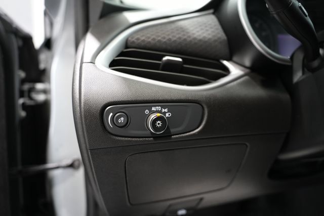 Used 2025 Chevrolet Malibu LS w/ Driver Confidence Package FWD image 12