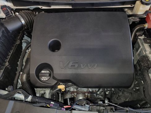 Used 2018 Buick Enclave Premium FWD image 30