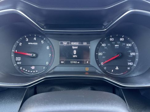 Used 2021 Chevrolet TrailBlazer LT w/ Convenience Package FWD image 24