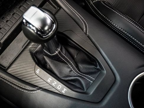 Used 2024 Ford Mustang GT Premium image 23