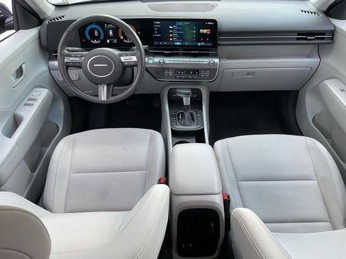 Used 2025 Hyundai Kona SEL image 19