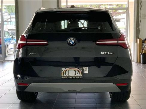 Used 2026 BMW X3 xDrive30i w/ Premium Package AWD/4WD image 4