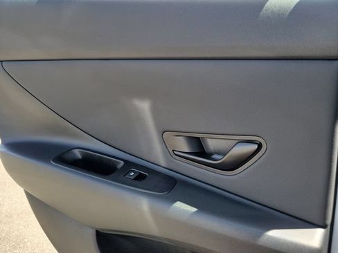 New 2026 Hyundai Elantra SEL Sport FWD image 22