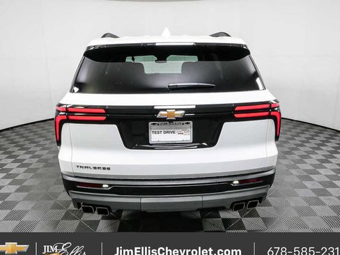 Certified 2025 Chevrolet Traverse LT image 29