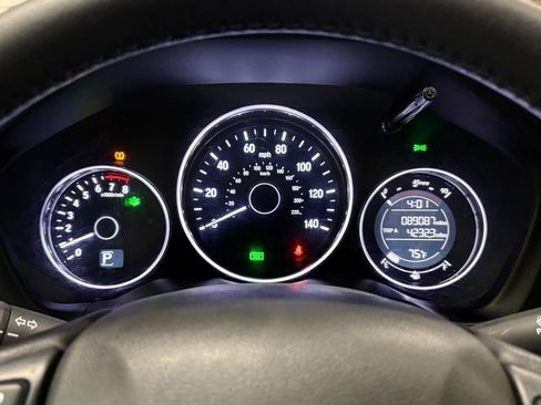Used 2020 Honda HR-V Sport image 13