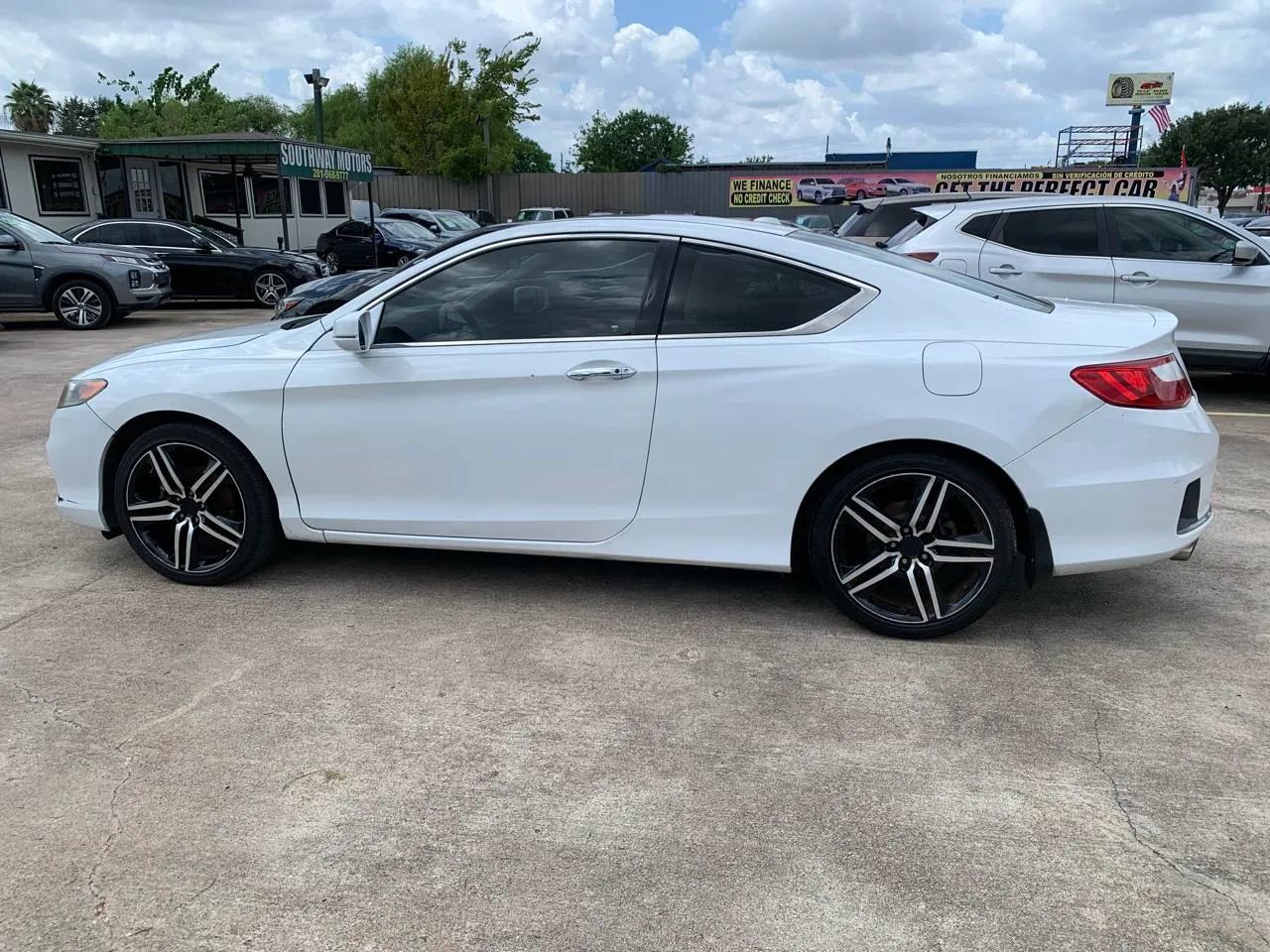 Used 2013 Honda Accord EX-L image 8