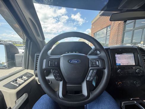 Used 2019 Ford F150 XL w/ Equipment Group 101A Mid AWD/4WD image 12