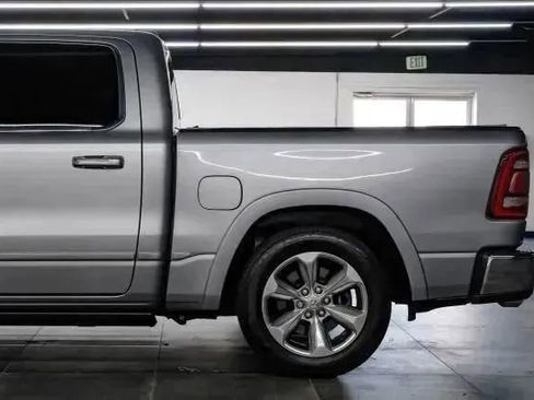 Used 2019 RAM 1500 Limited w/ Advanced Safety Group AWD/4WD image 17