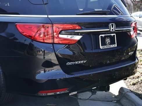 Used 2022 Honda Odyssey Touring image 7