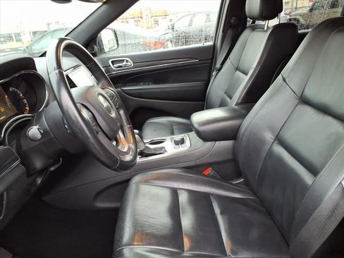 Certified 2019 Jeep Grand Cherokee Limited image 9