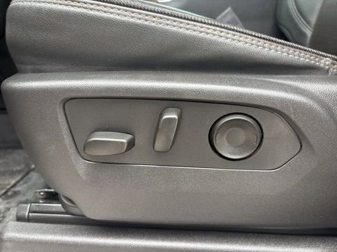 Used 2024 Chevrolet Silverado 3500 High Country w/ High Country Premium Package image 13