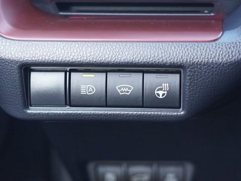 Used 2023 Toyota Prius Prime Premium image 19